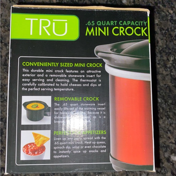 TRU Red Mini Crock Pot-NWOT - Picture 2 of 5
